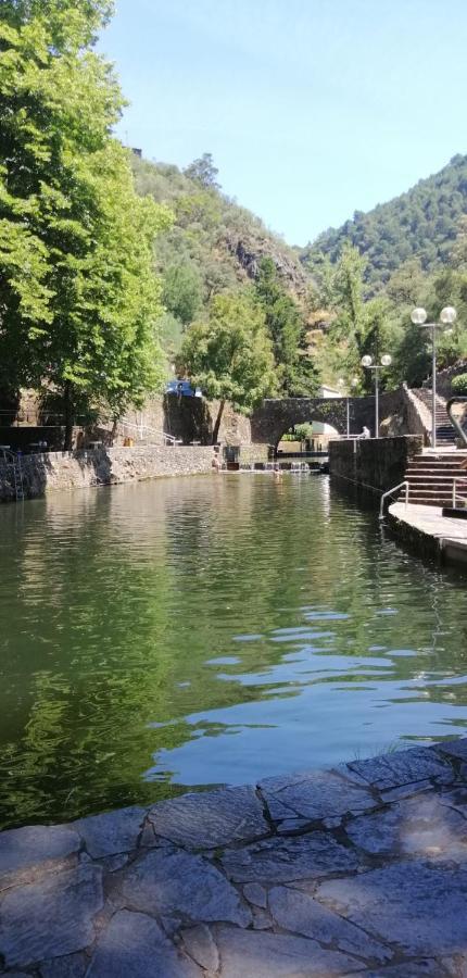 Casa Em Xisto Na Serra Da Lousa, Gondramaz Exterior foto